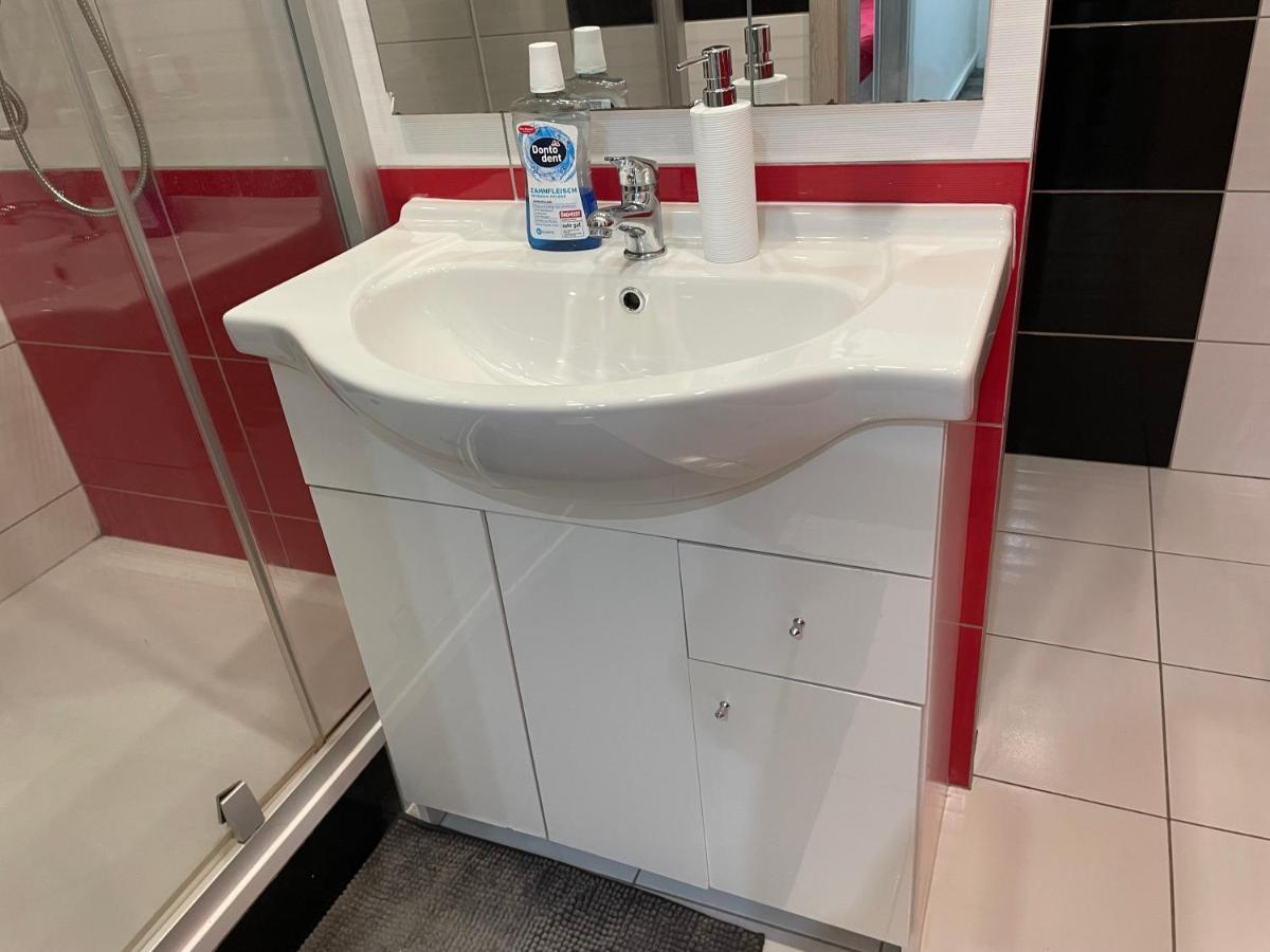 Monfas Apartment Barrandov براغ المظهر الخارجي الصورة